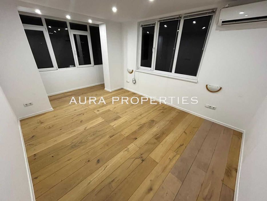 Продава се Тристаен апартамент в Разград, Център - 70 кв.м за 1530 €/кв.м - Снимка #3