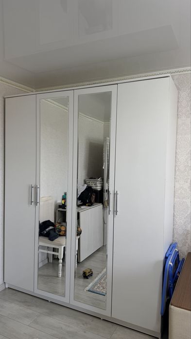 Срочно продается шкаф