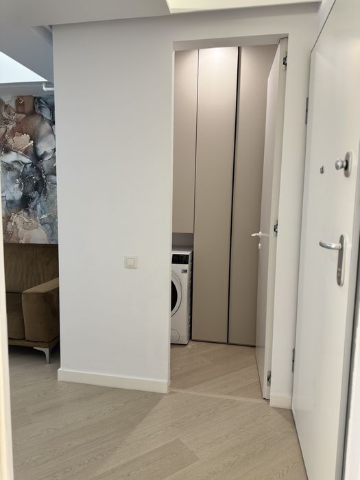 Apartament 2 camere + parcare subteran de inchiriat in Cortina North !!
