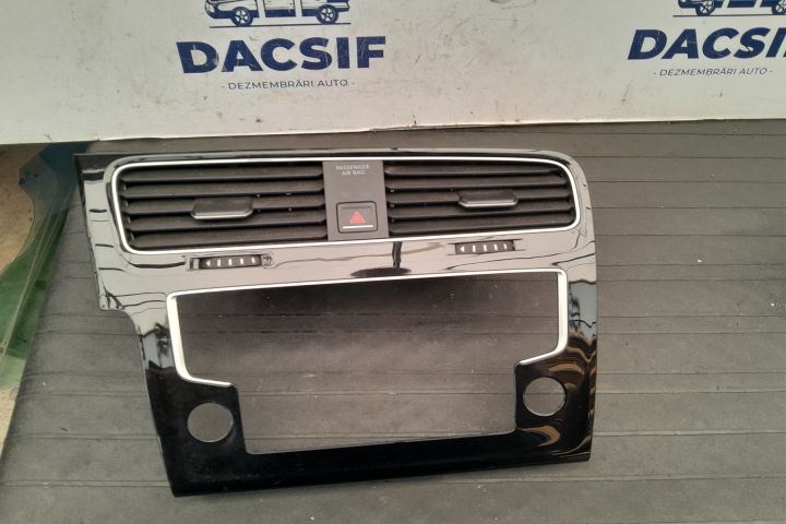 Grila ventilatie bord centru 5G1819743 5G1819743N1 5G1819743 5G181974