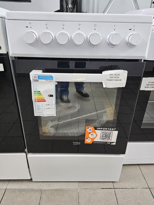 Aragaz electric VITROCERAMIC Beko FSM57100GW | 55L | Cuptor Multifunctional | Alb +Factura +12luniGarantie