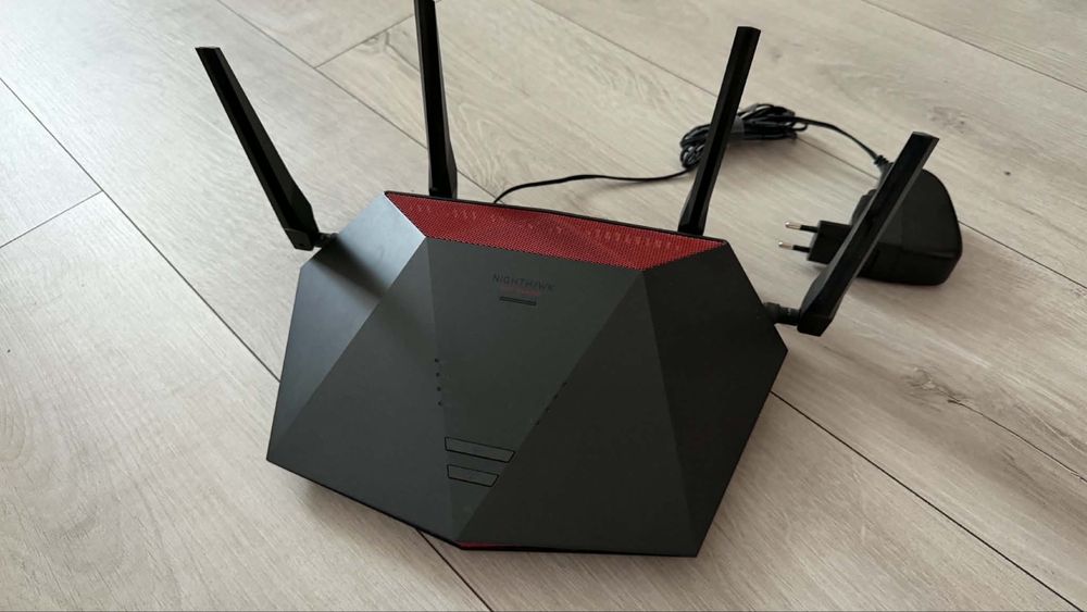 Router wireless Netgear Nighthawk XR1000 WiFi6 DumaOS ideal gaming
