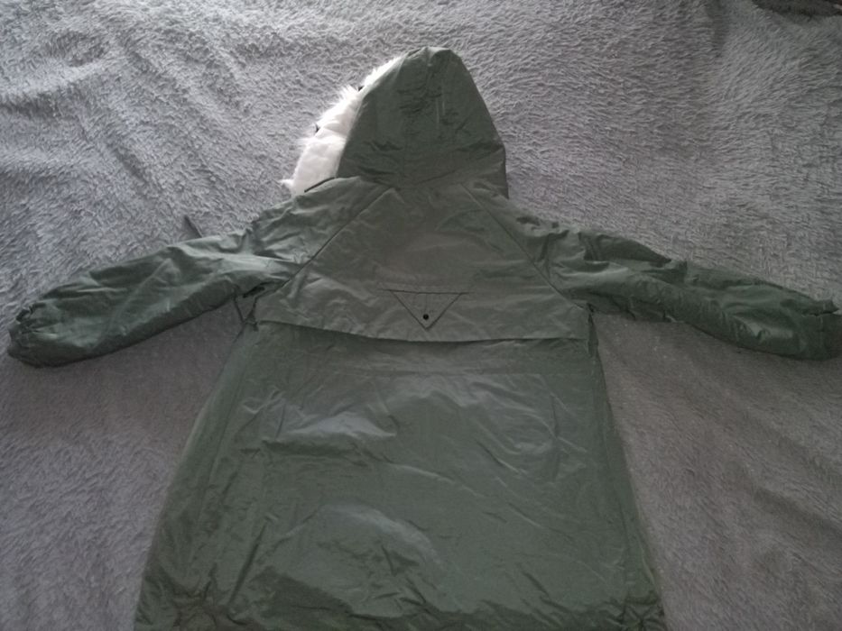 СРОЧНО! Пуховик теплый, зелёный.