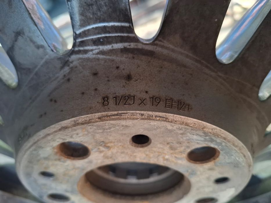 Продам диски Б/У на БМВ