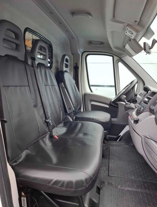 Vând autoutilitară Fiat Ducato 2.3 Diesel (120 CP) - An 2009 - 215.000 km