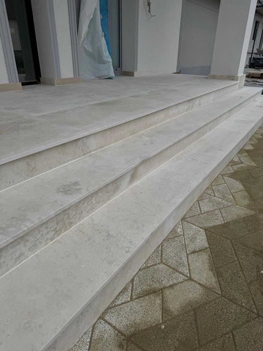 Marmura  pentru scari exterioare