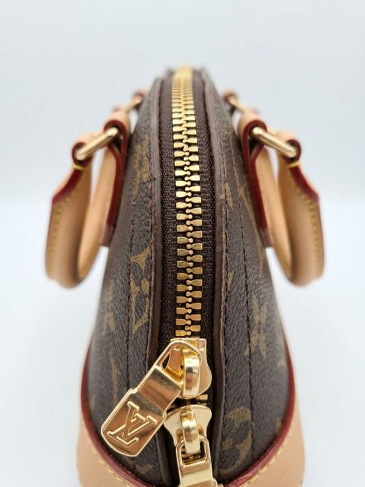 Мини дамска чанта LV