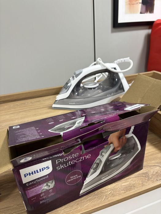 Утюг Philips EasySpeed, керамическая подошва, 2000W