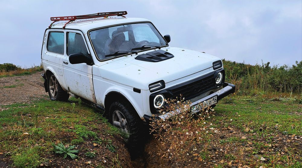 Комплект диодной оптики на ниву