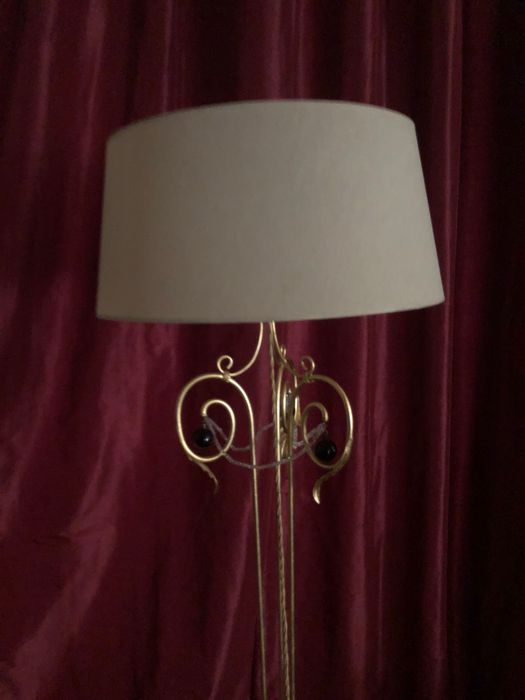 Дом. Интерьер. Торшер.