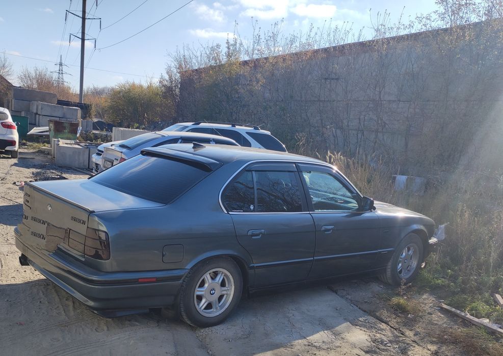 БМВ в хорошем состоянии