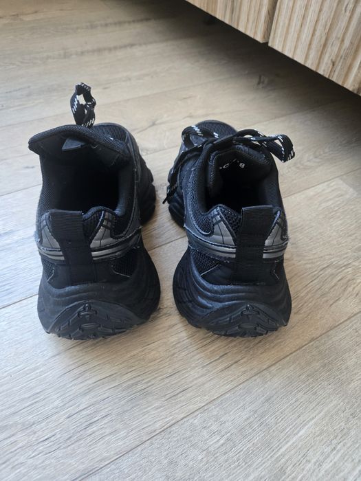 Маратонки" Карма"