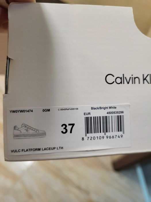 Продавам оригинални дамски обувки Calvin Klein №37