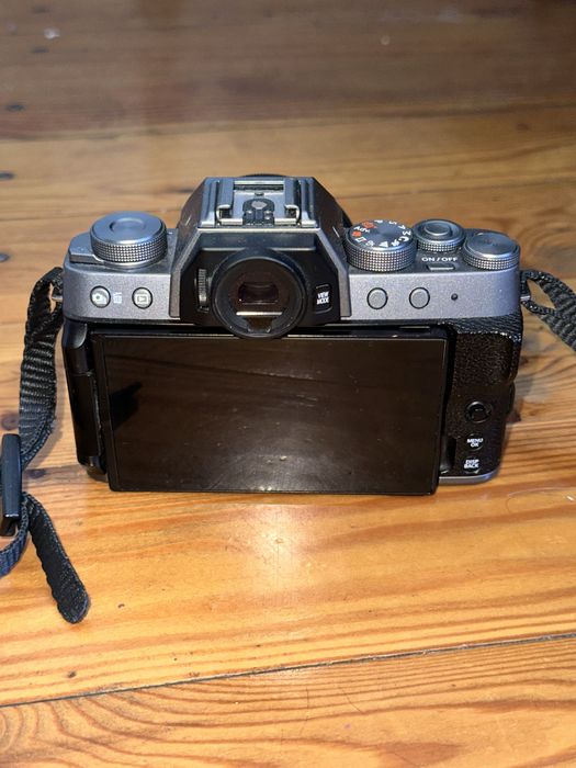 продам fujifilm xt-200