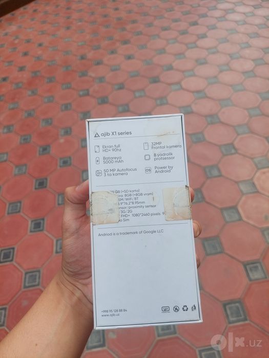 Telefon sotiladi ochilmagan yangi 500.000 som