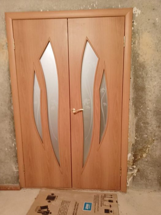Продам двери межкомнатные
