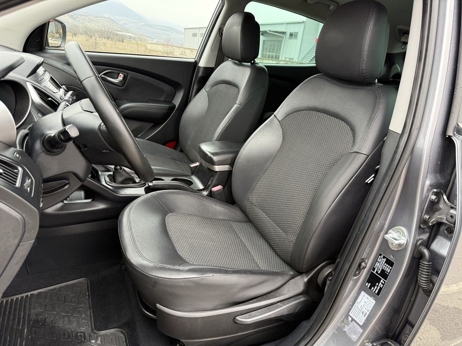 Hyundai IX 35 2.0 CRDi 136к.с 4WD / KOJA / PARKTRONIC