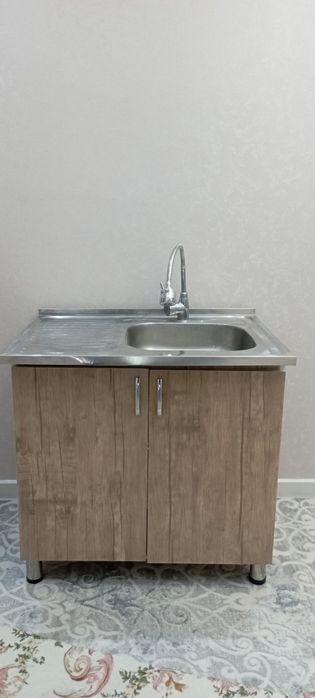 Oshxona moyaksi Krani Boou Firmaniki qo'yilgan Shkafi bilan sotiladi