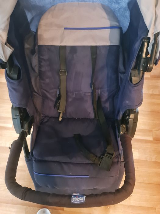 Продам прогулочные коляску