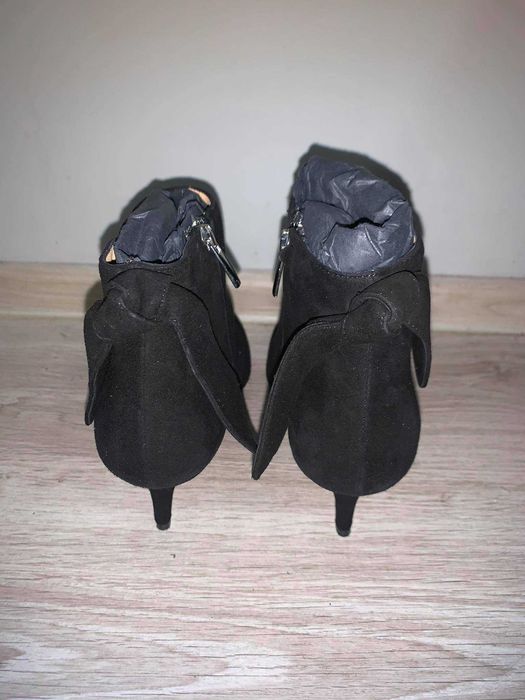 Дамски боти естествен велур