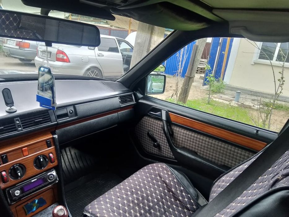Авто мерс 124   Продам