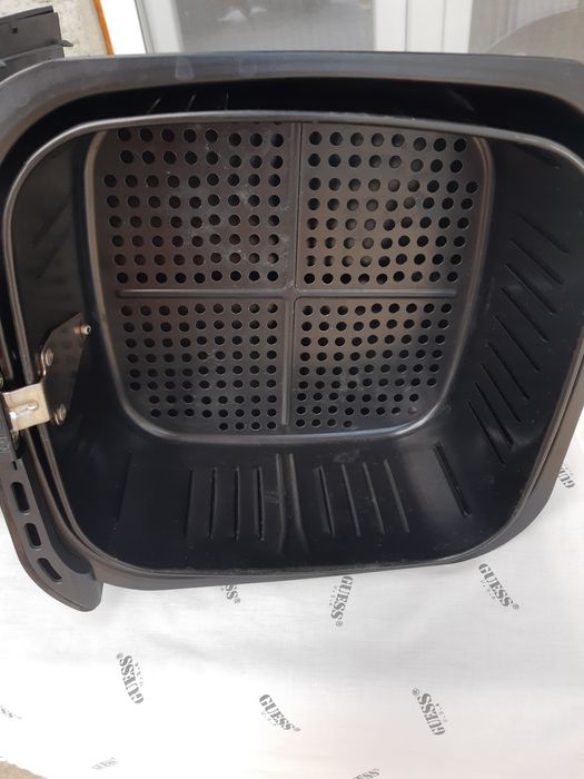 Фритюрник с горещ въздух