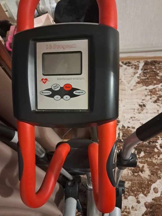 Эллиптический тренажер