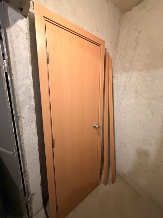 Дървена врата в перфектно състояние