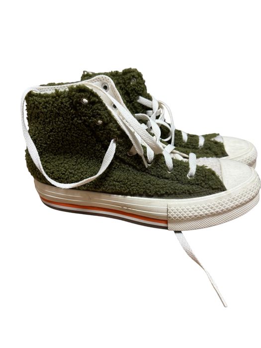 Продам новые Converse оригинал