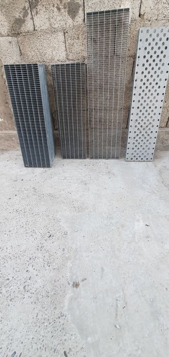 Trepte zincate 110x27