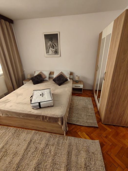 Inchiriez apartament cu doua camere
