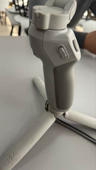 DJI OSMO SE 4 стабилизатор