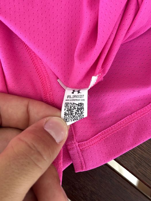 Дамска тениска Under Armour (heatgear) - размер S, Отлично състояние