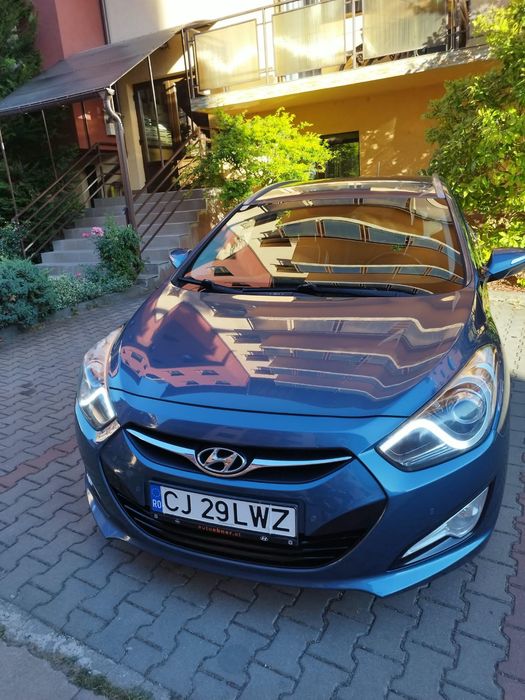 Vând Hyundai i40