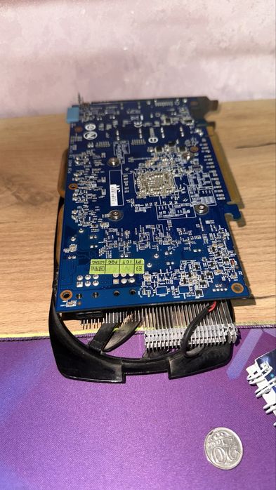 Видео карта AMD 7800 1gb ddr5