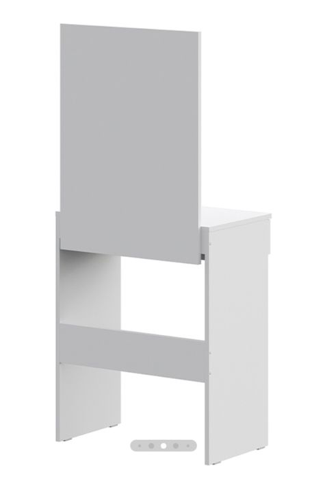 Туалетный столик