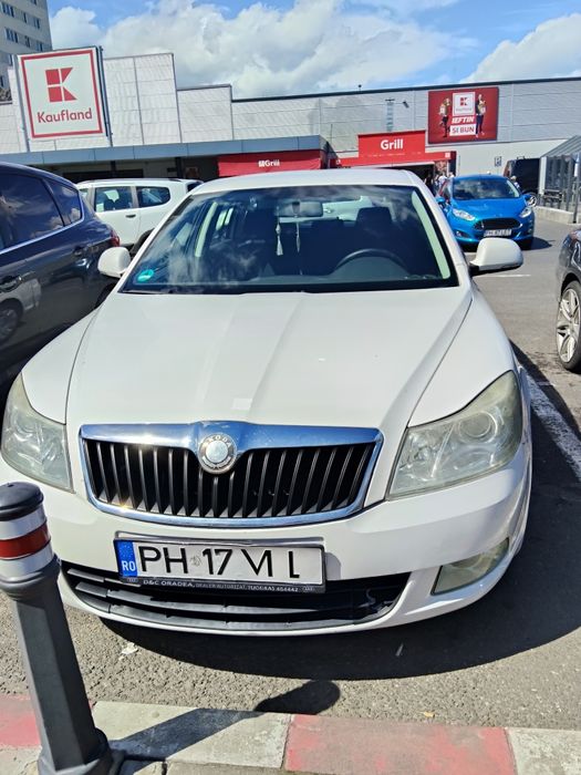 Vând Scoda Octavian 2 .AC/încălzire în scaune