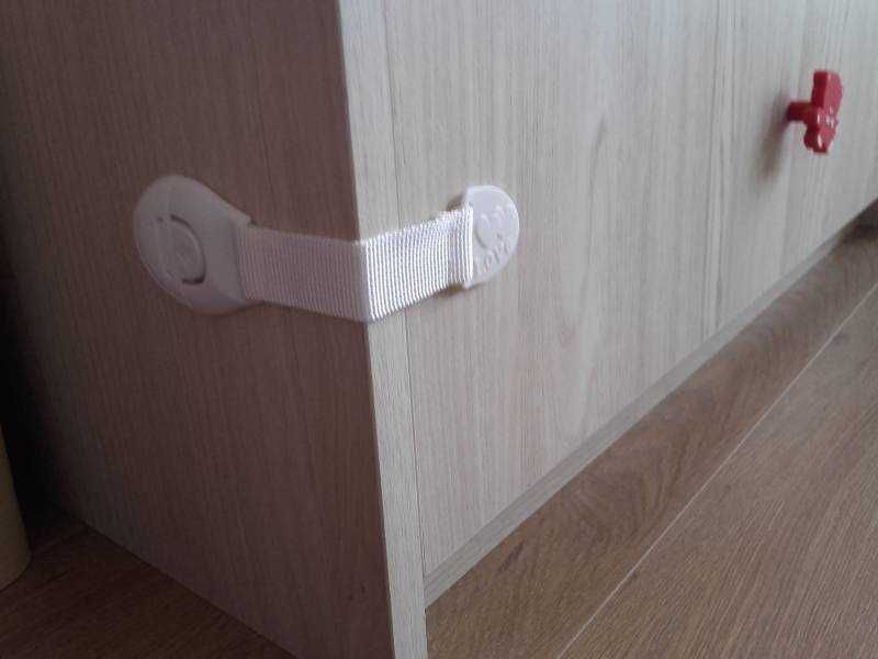 Предпазители за ъгли или шкафове