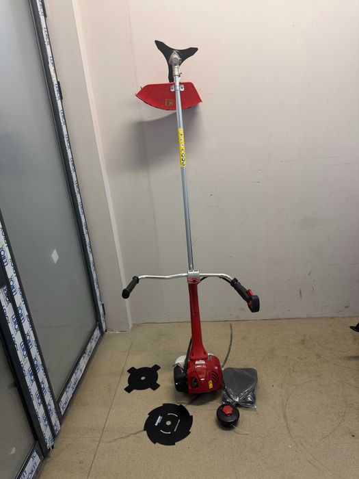 Машина за цепене на дърва 52cm 7t 2300W / Коса бензинова с нож и корда
