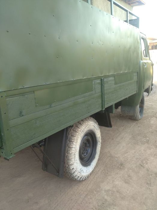 Uvazik yuk mashinasi