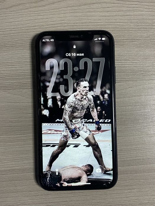 IPhone 11 черного цвета