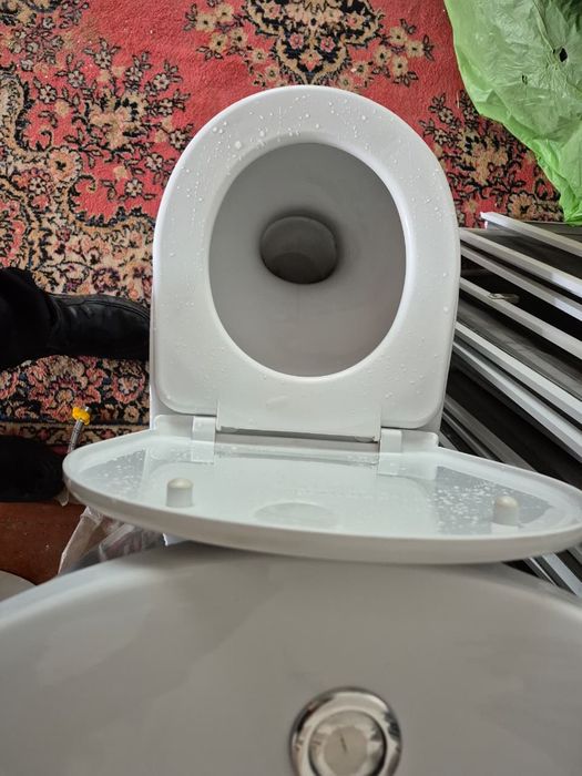 Бу Унитаз почти жаңа Роквина