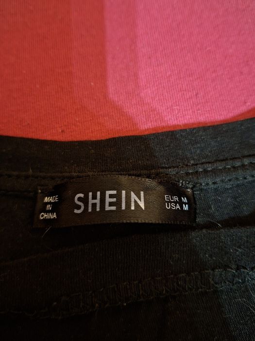 Дамска тениска с череп