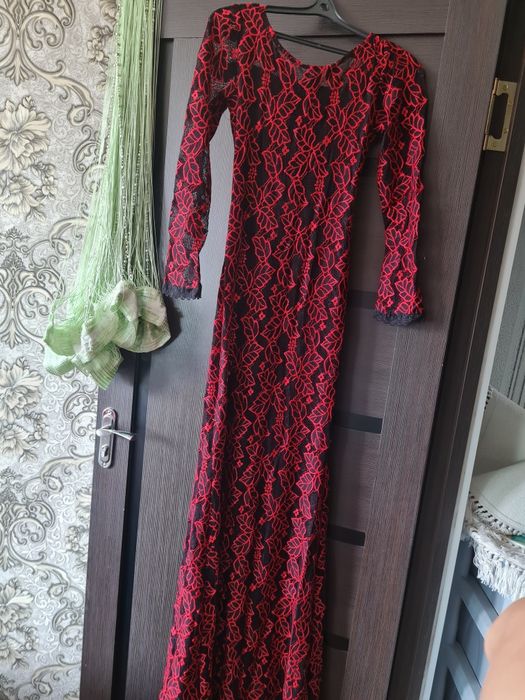 Платье женское, вечернее