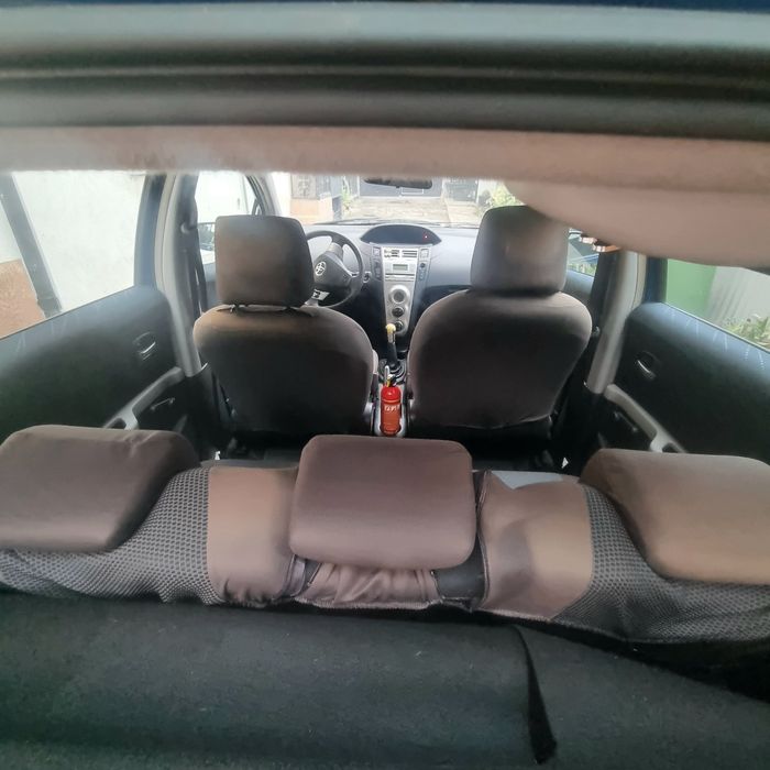 Toyota Yaris 1.3 benzină