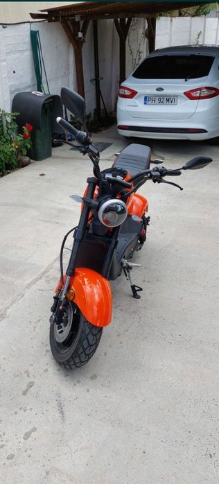 Scuter electric.