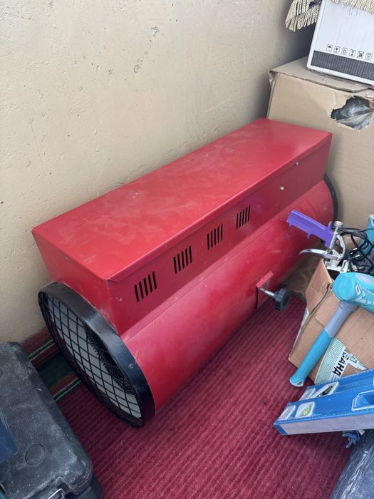 Продам тепло пушку 380