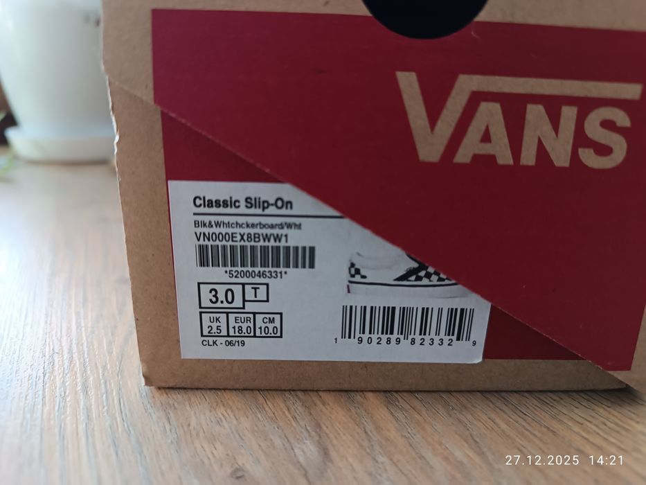 Бебешки кецове Vans, 18 номер