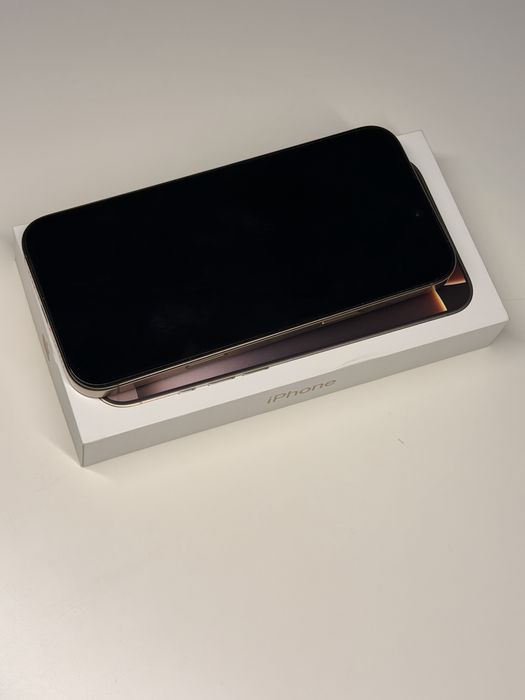 Iphone 16 pro max gold