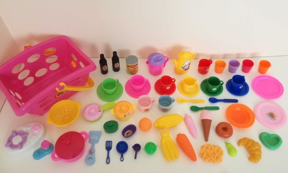 Детска кошница за пазаруване с аксесоари